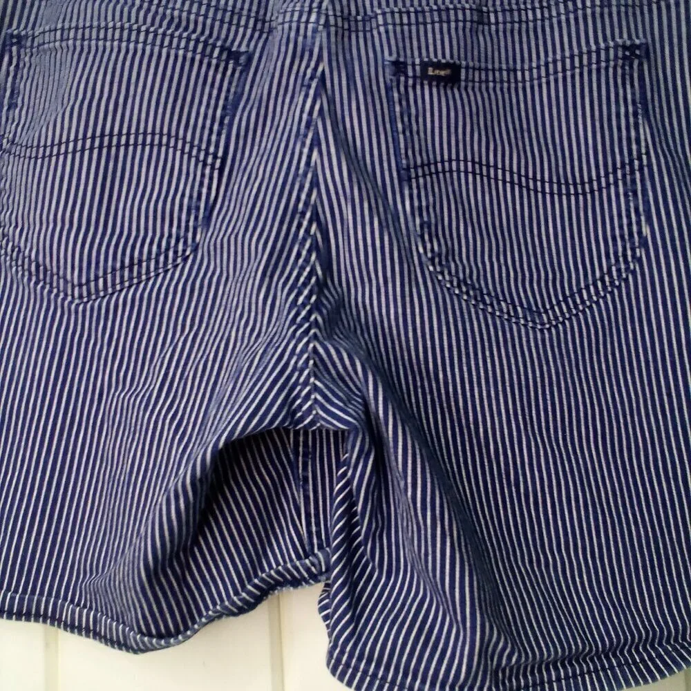 Lee shorts women